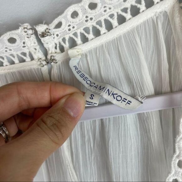 Rebecca Minkoff Deneuve Cold-Shoulder Top White Crochet Eyelet Women's Sz Small - Picture 4 of 7